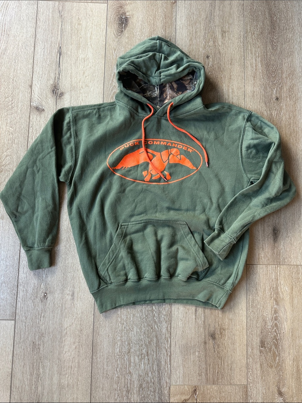 Duck Commander Olive Green Hoodie Camo Lined Hood Men’s Size Large